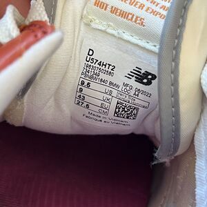 New Balance 574 Orange Suede Lifestyle Sneakers Shoes U574HT2 Mens Size 9.5